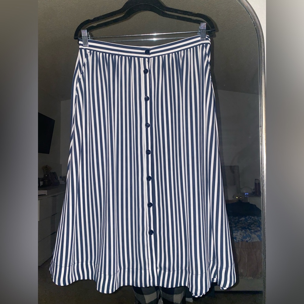 H&M navy blue white stripe button down skirt size 10